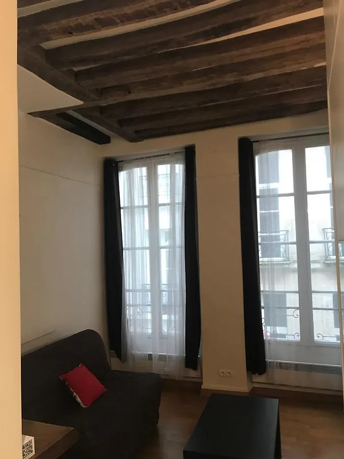 Luckey Homes - Rue Gregoire De Tours Paris